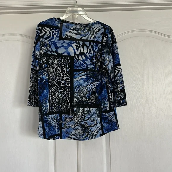 Tunic top with bling on the front - Picture 6 of 6